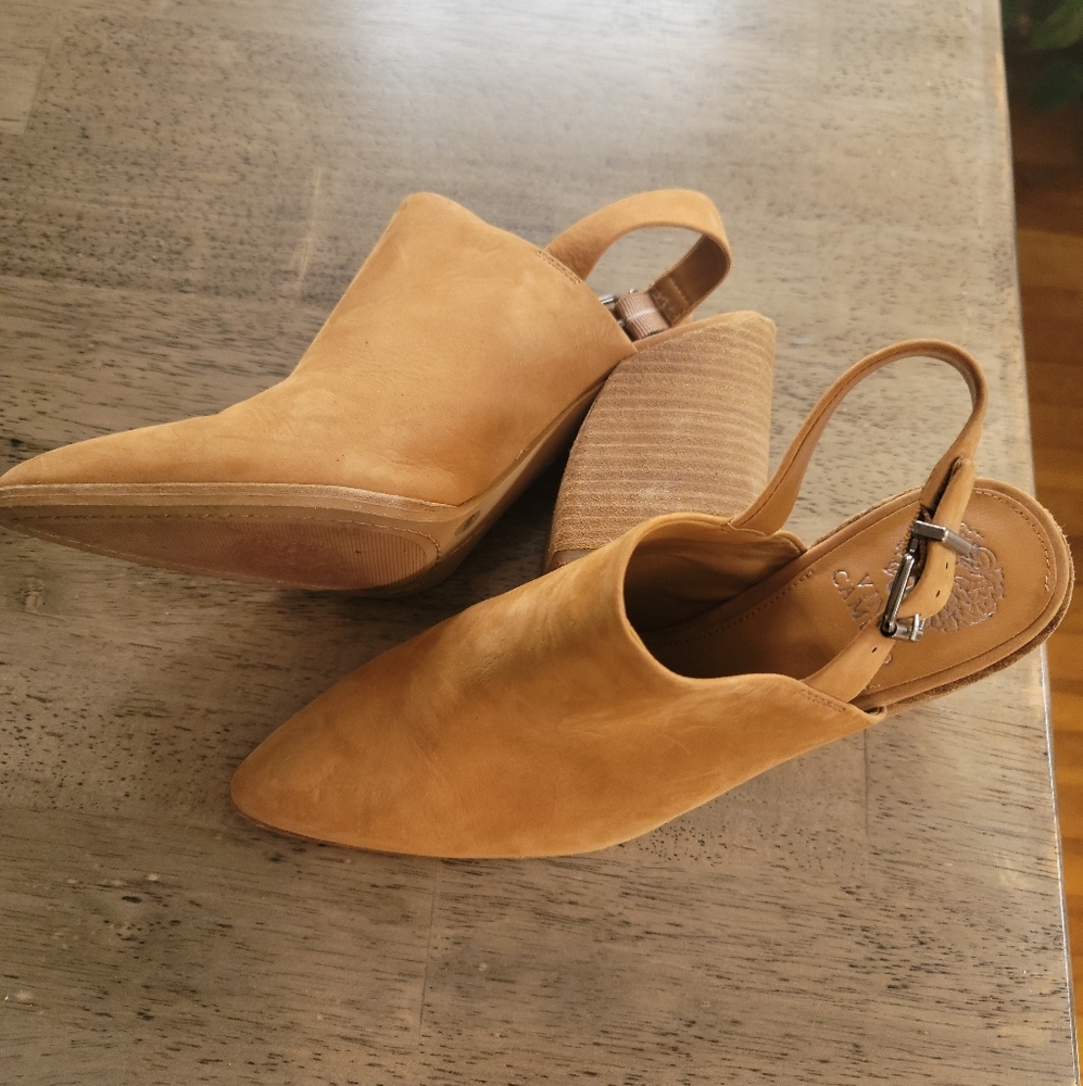 Vince Camuto size 11 light brown boots